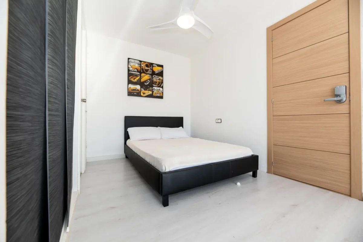 La Manga Stylish Holiday Studio Room With Soft Lighting Tidy Living Space Functional Kitchen Pool Access Quiet And Safe Building